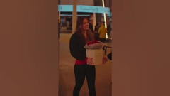 Le cas du client est la solution de vente de fleurs et de cadeaux #vendingmachinefactory