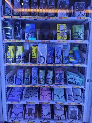32 pouces écran tactile transparente machine à vendre de casier pour stimuler les ventes multi-acheter réductions et recommandations de vente incitative
