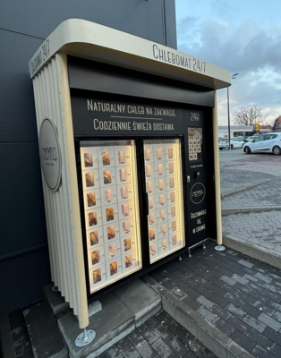 Machine de vente de boulangerie en plein air avec écran tactile de 22 pouces et 42 casiers